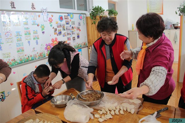 快樂過冬至 開心包餃子